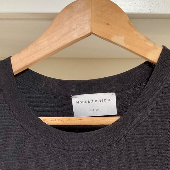 Modern Citizen Elodie Sleeveless Tank (in Black) - Picture 3 of 5